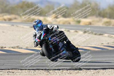 media/Dec-07-2025-CVMA (Sun) [[3e7d2de5dc]]/Race 10-Formula 40 Open/